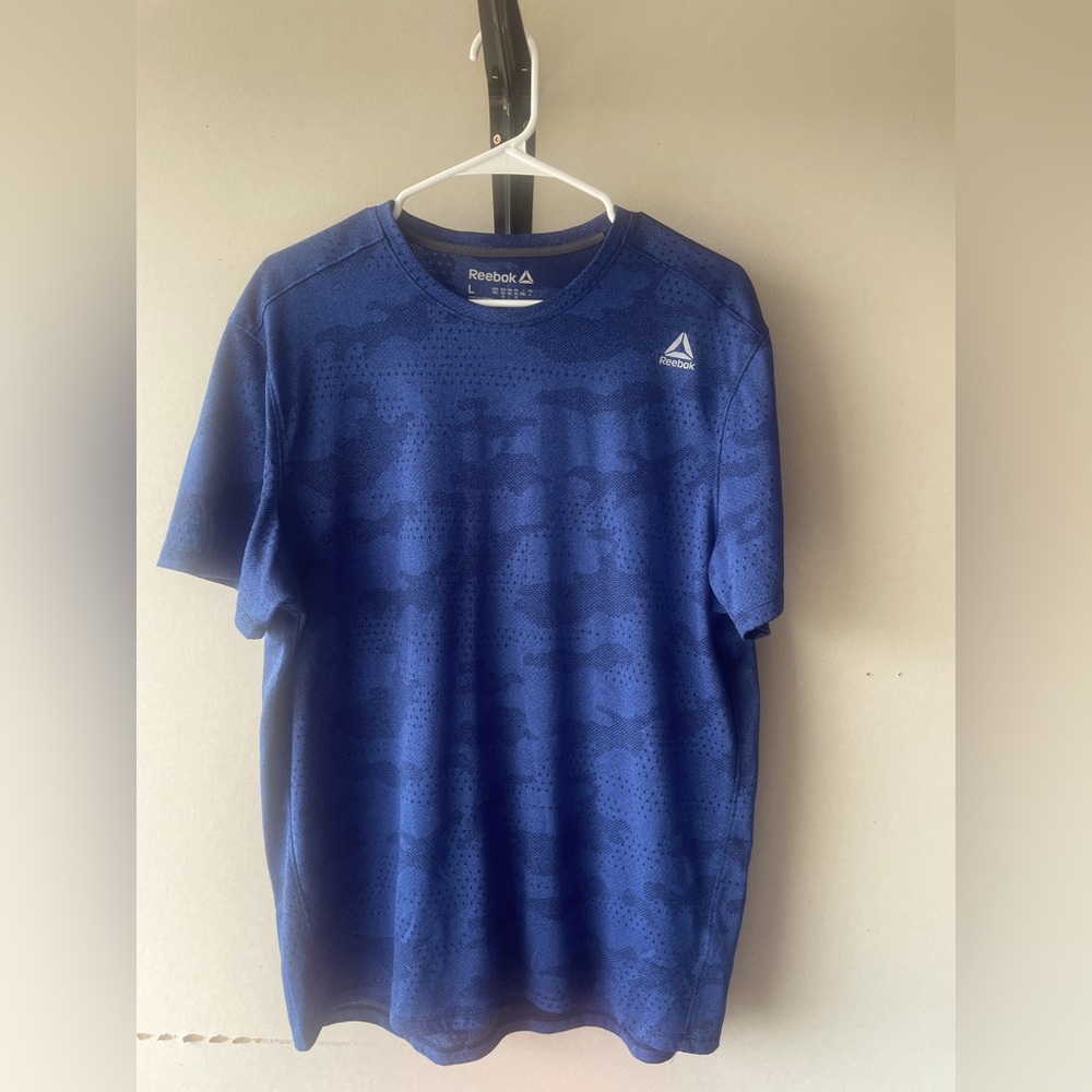 Reebok Men’s Athletic T-shirt